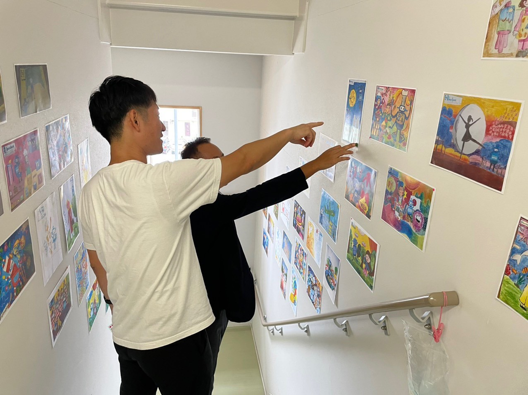 unnamed-7_1695202418_large WITH BONBONE VIETNAM GIVE WINGS TO YOUR CHILD'S DREAM 2